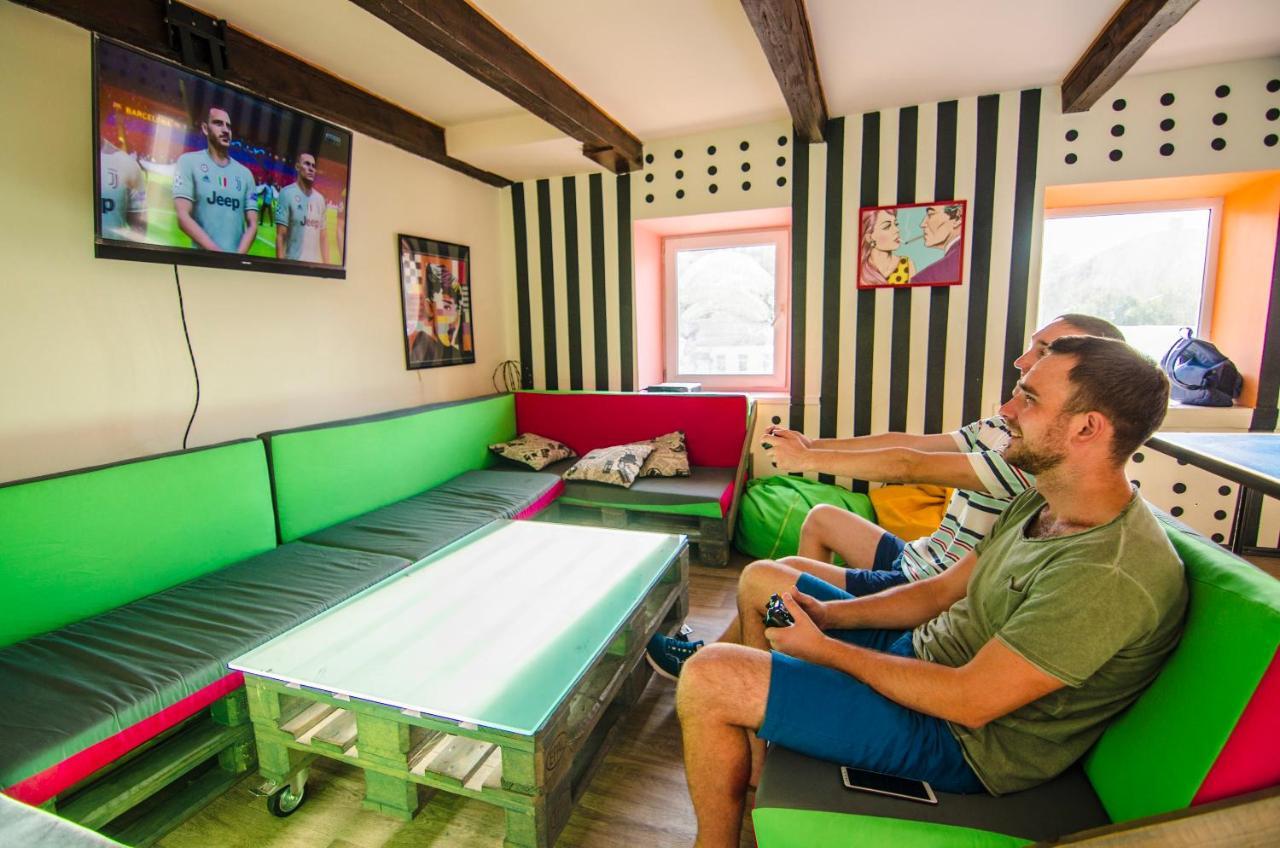 Lucky Hostel На Крещатике 키예프 외부 사진