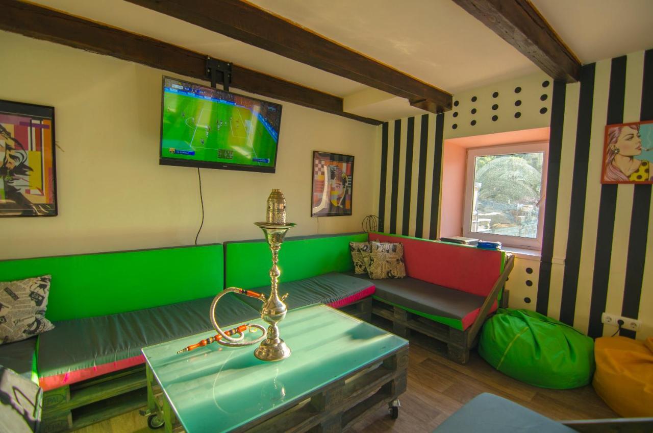 Lucky Hostel На Крещатике 키예프 외부 사진