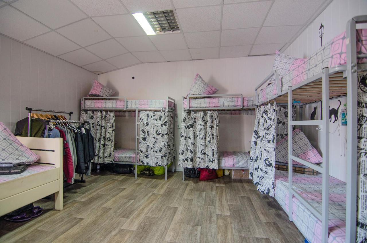 Lucky Hostel На Крещатике 키예프 외부 사진