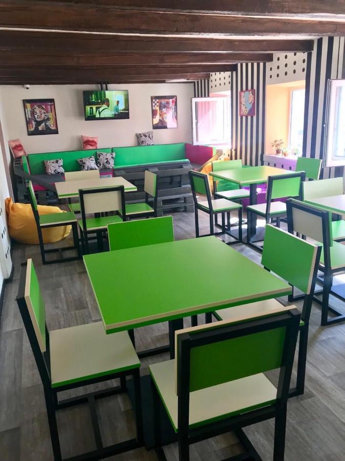 Lucky Hostel На Крещатике 키예프 외부 사진