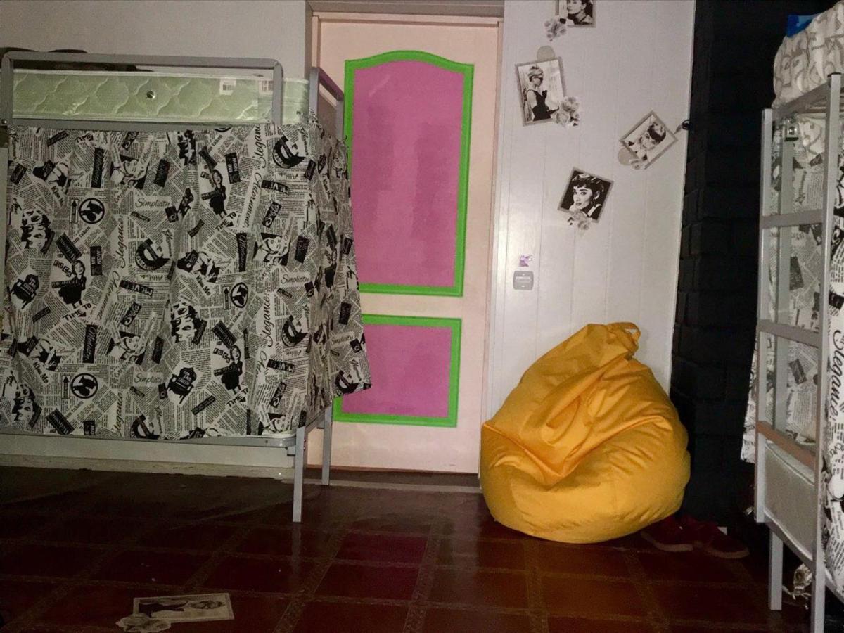 Lucky Hostel На Крещатике 키예프 외부 사진